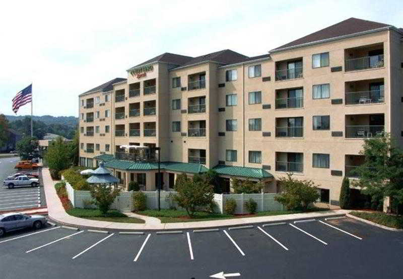 Courtyard By Marriott Norwich Hotel Exterior photo